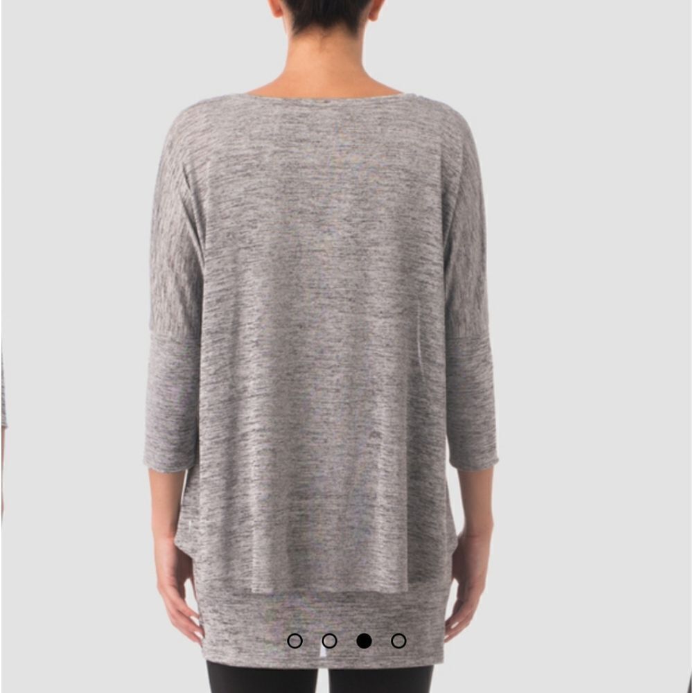 Joseph Ribkoff Layered V-Neck Tunic Top Sz 8 Silver Gray 3/4 Sleeve - Picture 10 of 10